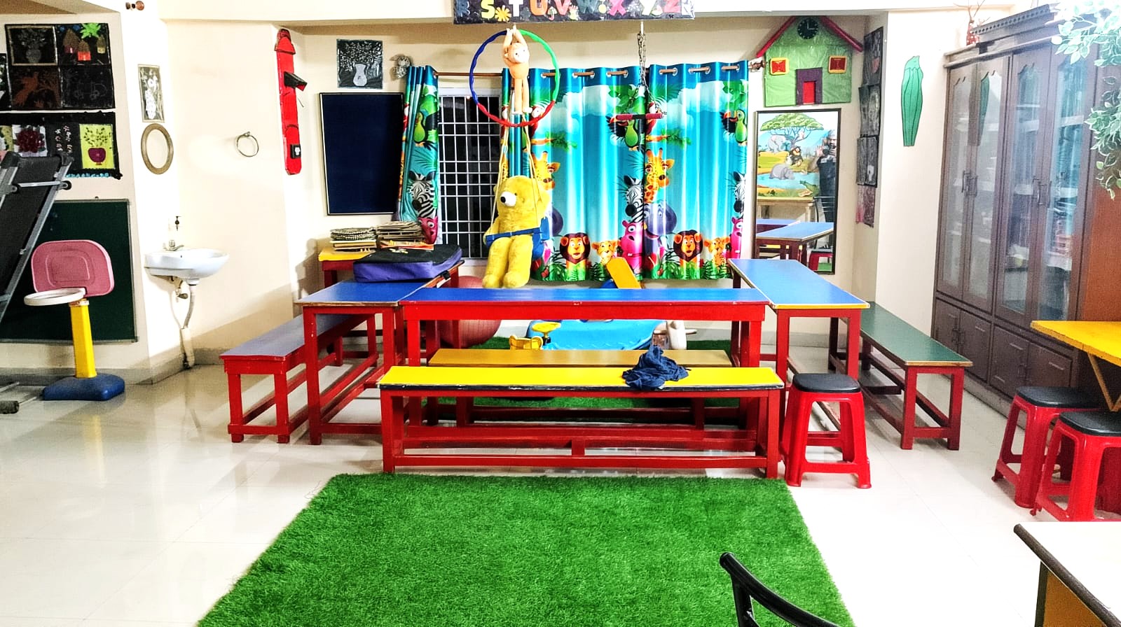 deevena-special-education-office-room